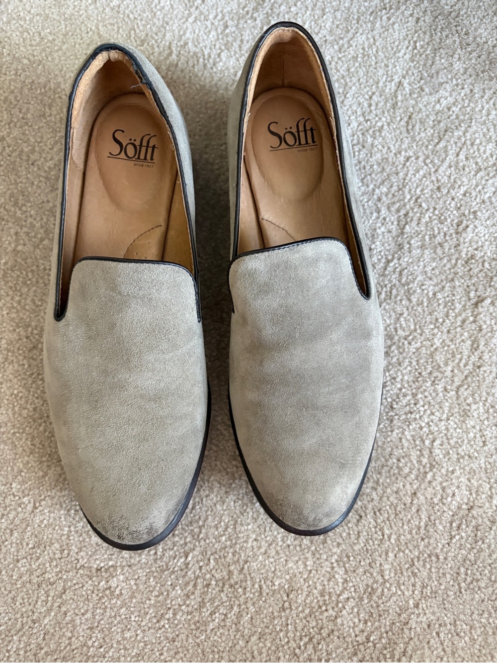 Söfft Women's Light Gray Suede Slip-On Loafers